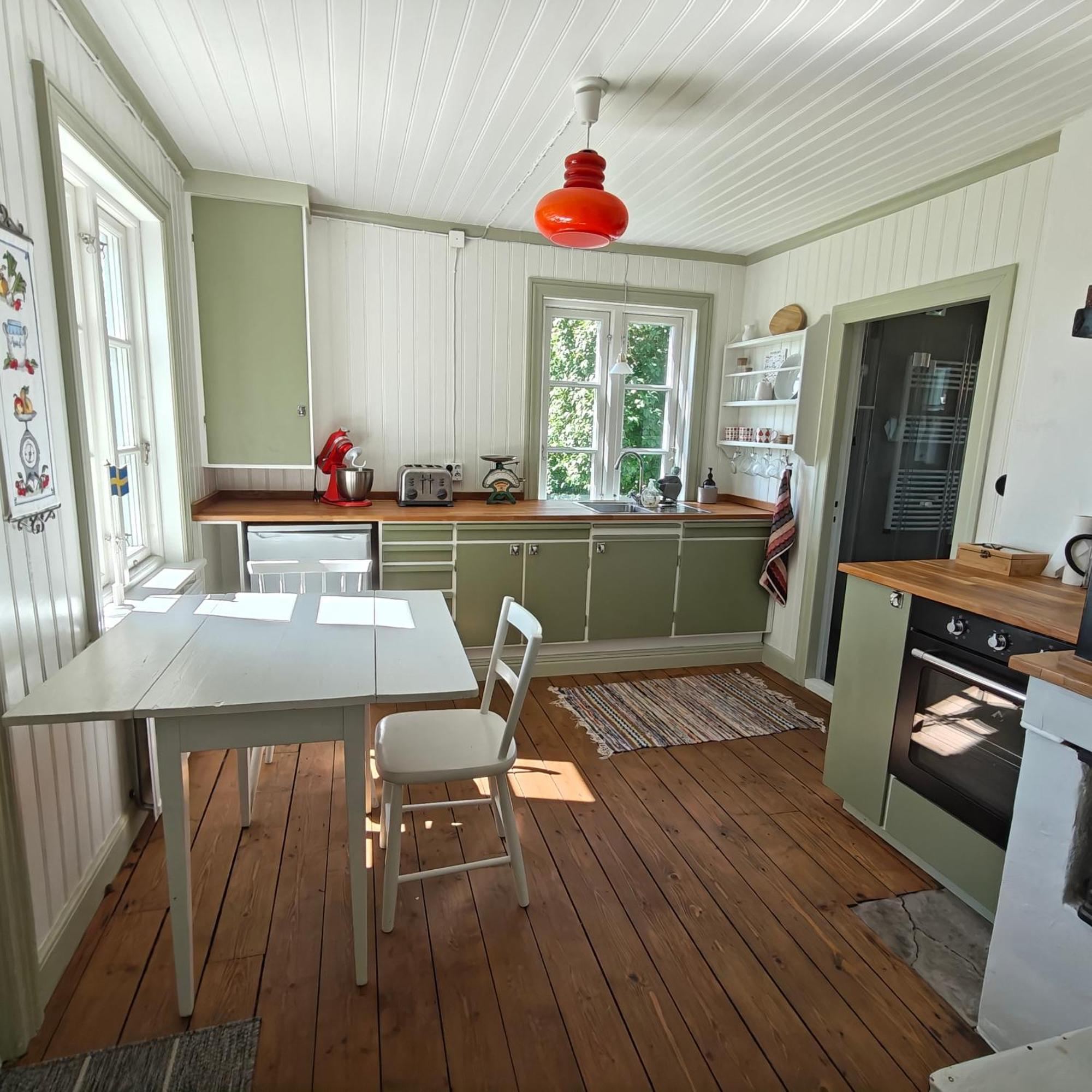 Lilla Backen Villa Hjo Bagian luar foto